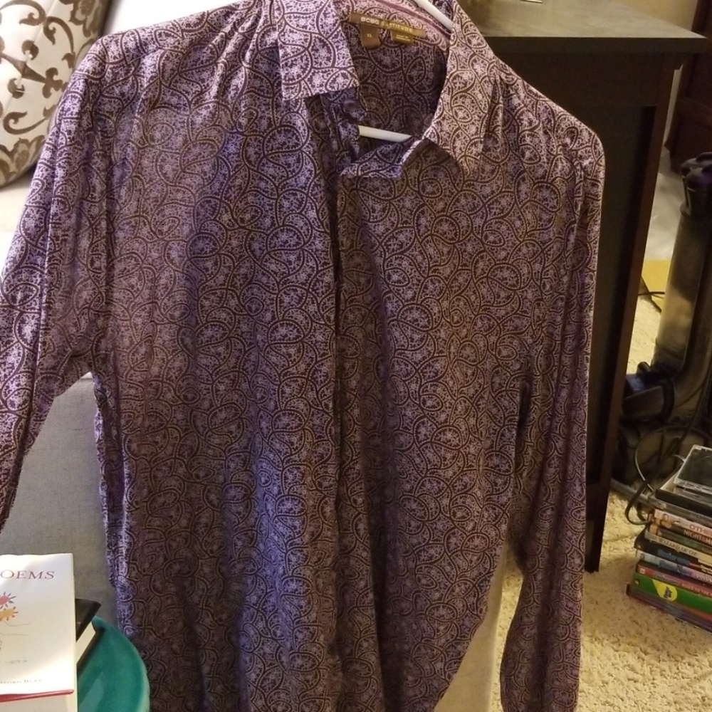Long sleeved BCBG button down